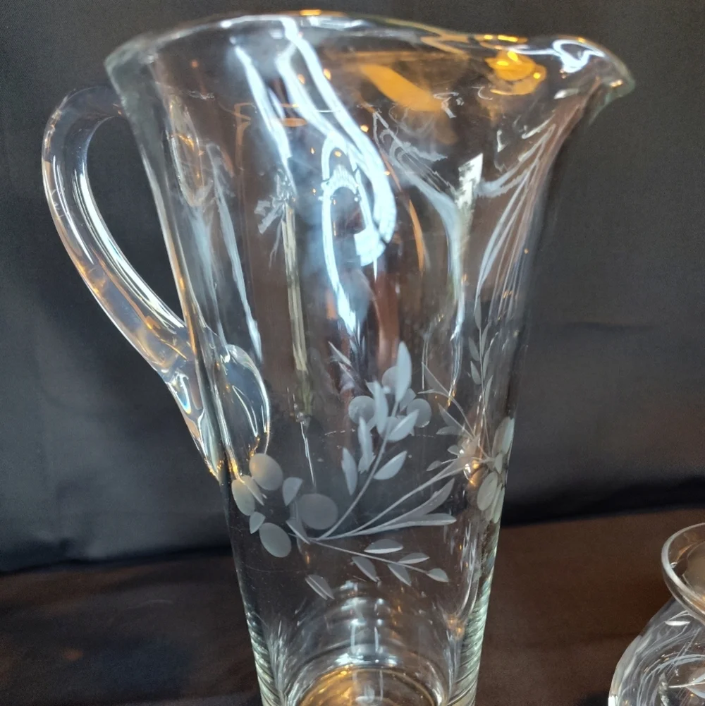 MCM ETCHED CRYSTAL BAR SET, INCLUDING STERLING SILVER LID